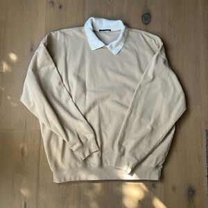 Brandy Melville OS Sweatshirt with Peter Pan collar